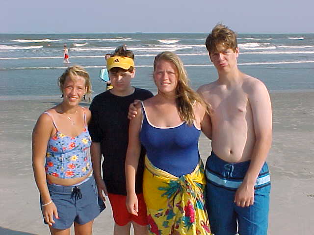 Beach-4Kids2.jpg (640x480; 36 KBytes)