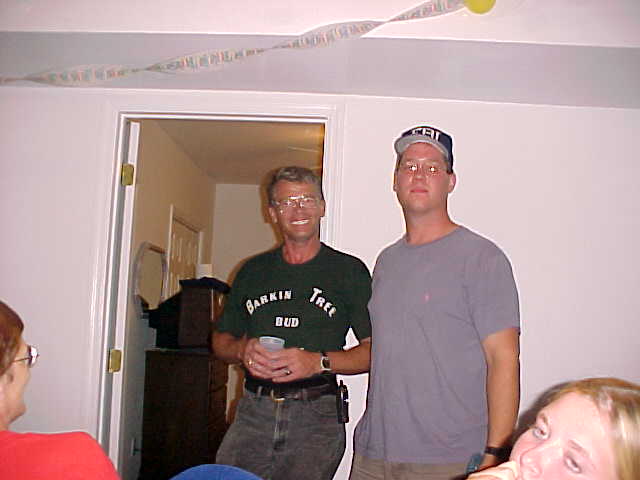 Ron-Chris-BDayHat.jpg (640x480; 23 KBytes)